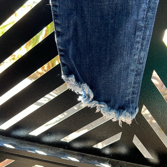 Jeans - Picture 2 of 5